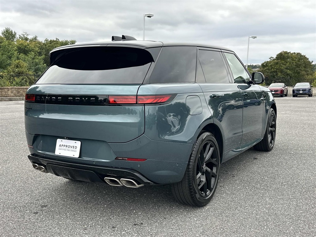2025 Land Rover Range Rover Sport SE photo 21