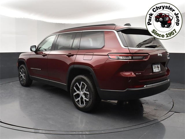 2025 Jeep Grand Cherokee Limited photo 4
