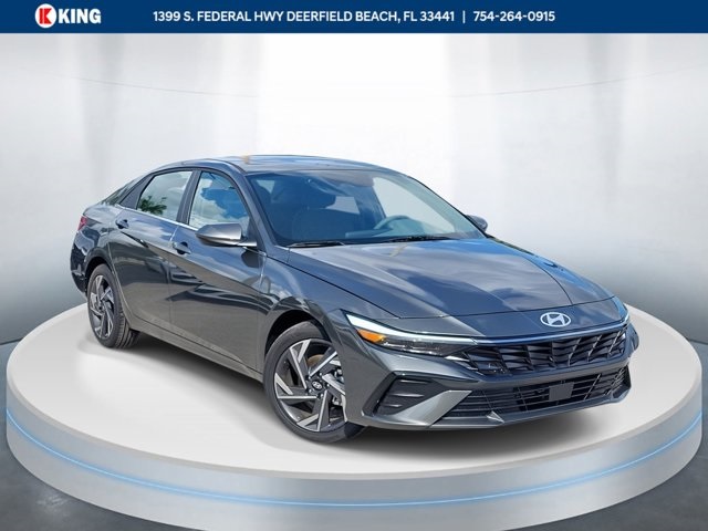 2025 Hyundai Elantra SEL's photo