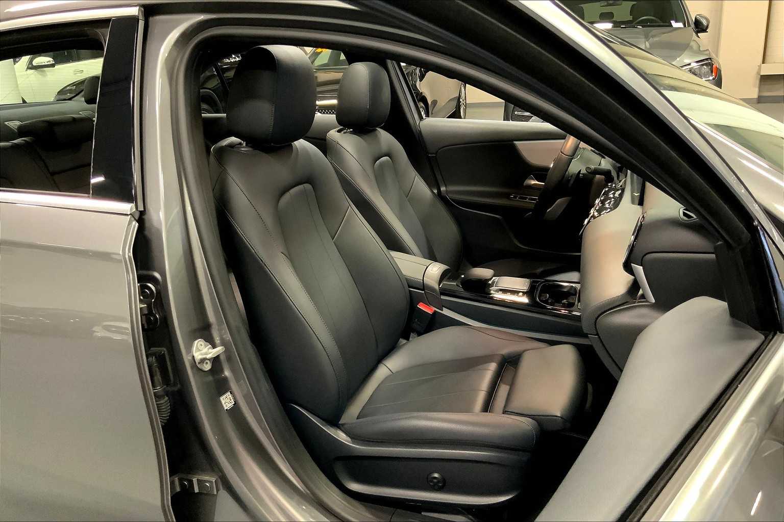 2021 Mercedes Benz A 220 photo 7