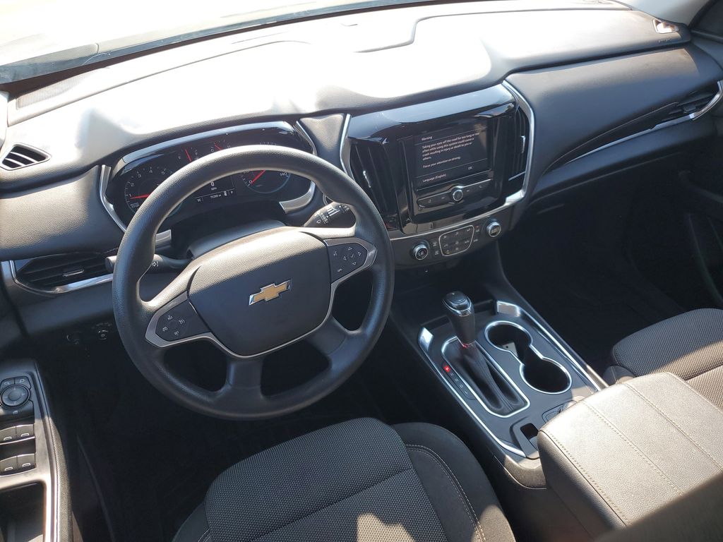 2020 Chevrolet Traverse LS photo 24