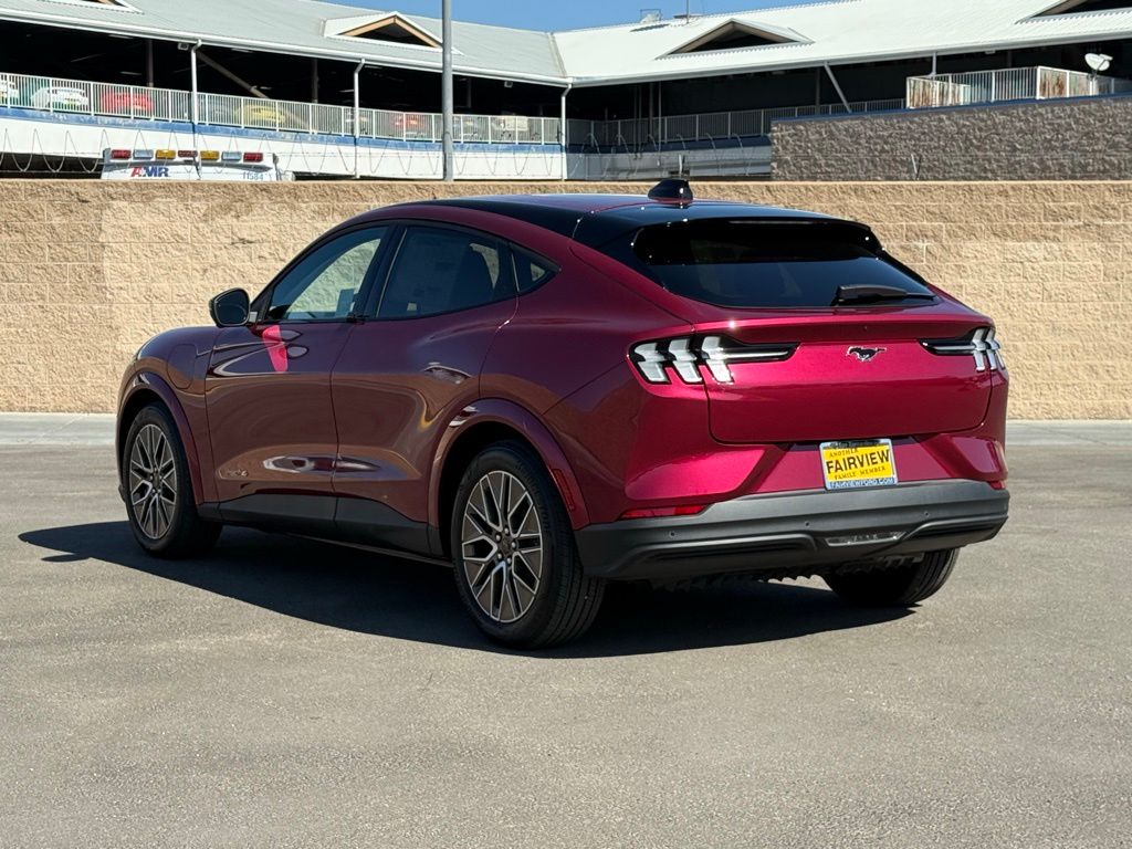 2025 Ford Mustang Mach-E Premium photo 5