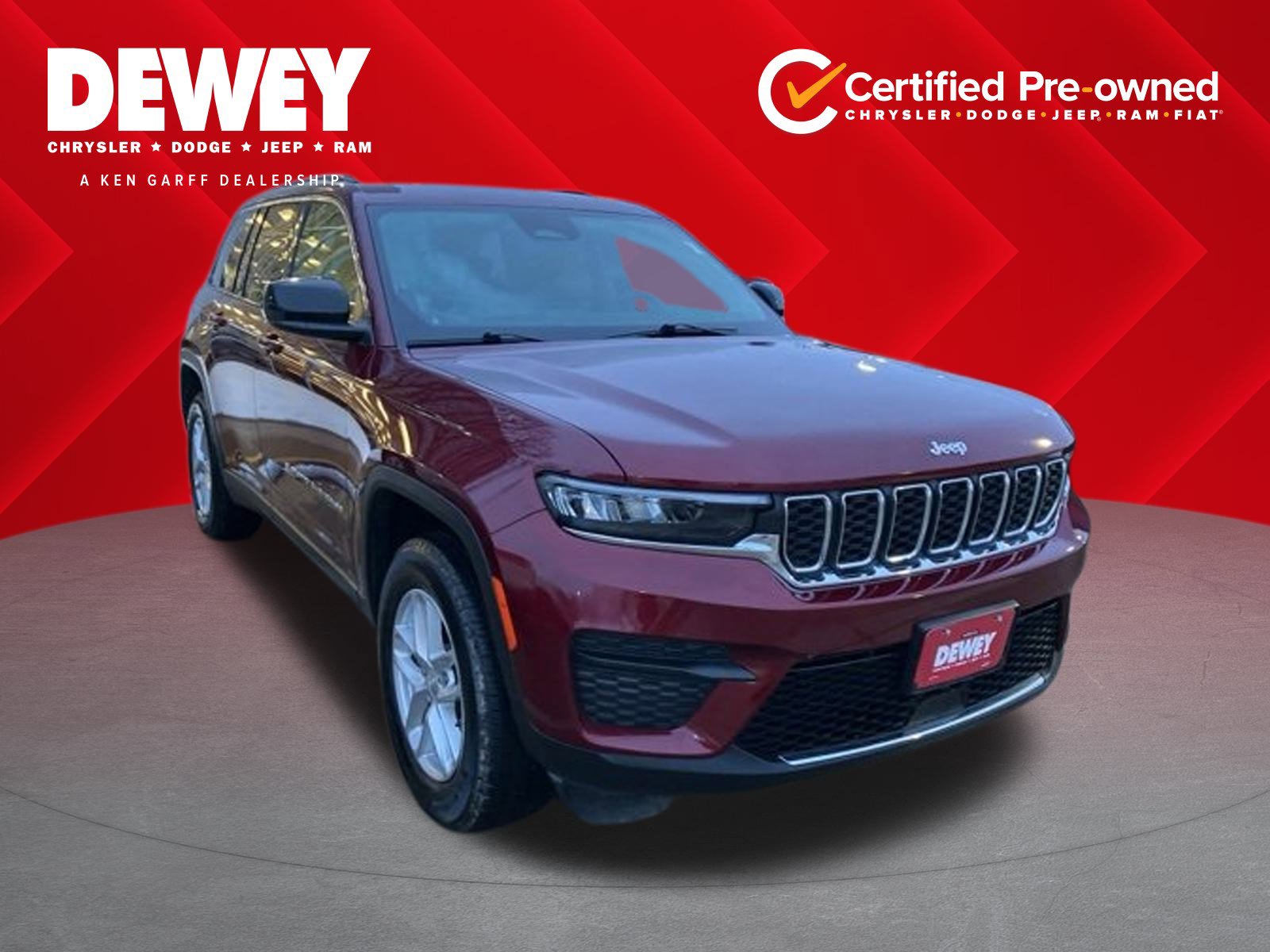 2023 Jeep Grand Cherokee Laredo's photo