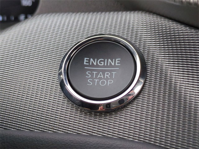 2025 Ford Explorer ST-Line photo 24