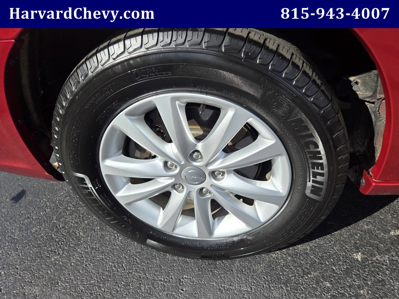 2015 Chrysler Town & Country Limited Platinum photo 35