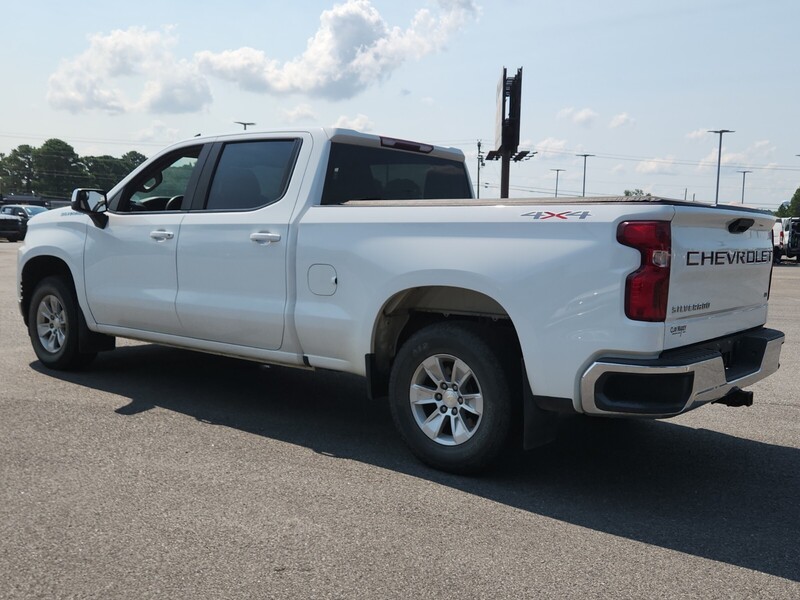 2020 Chevrolet Silverado 1500 LT photo 5