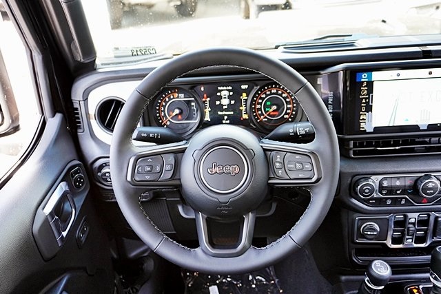 New 2025 Black Clear-Coat Exterior Paint Jeep Sport S image 24