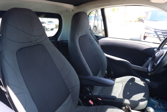 2016 Smart Fortwo Electric Drive photo 15