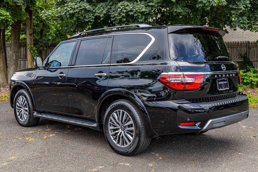 2023 Nissan Armada SL photo 3