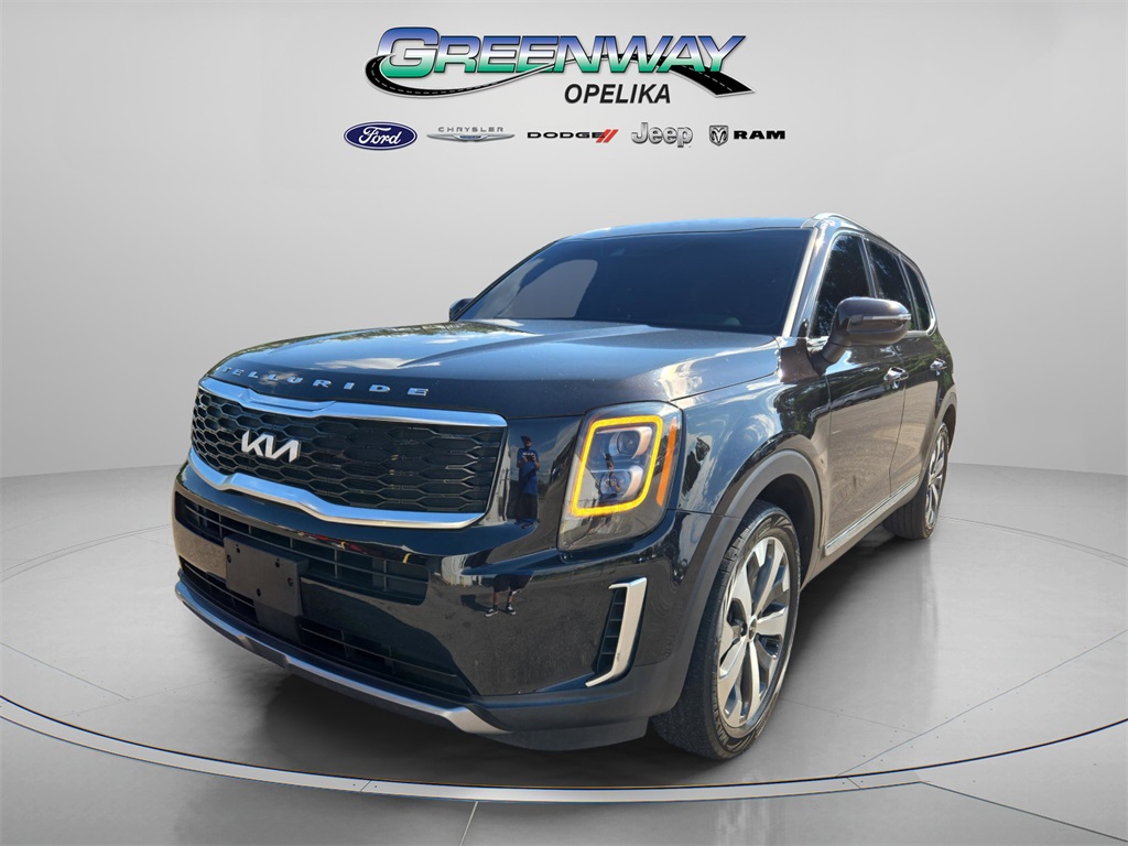 2022 Kia Telluride EX photo 3