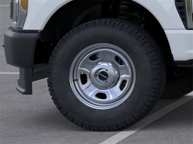 2025 Ford F-350 photo 16