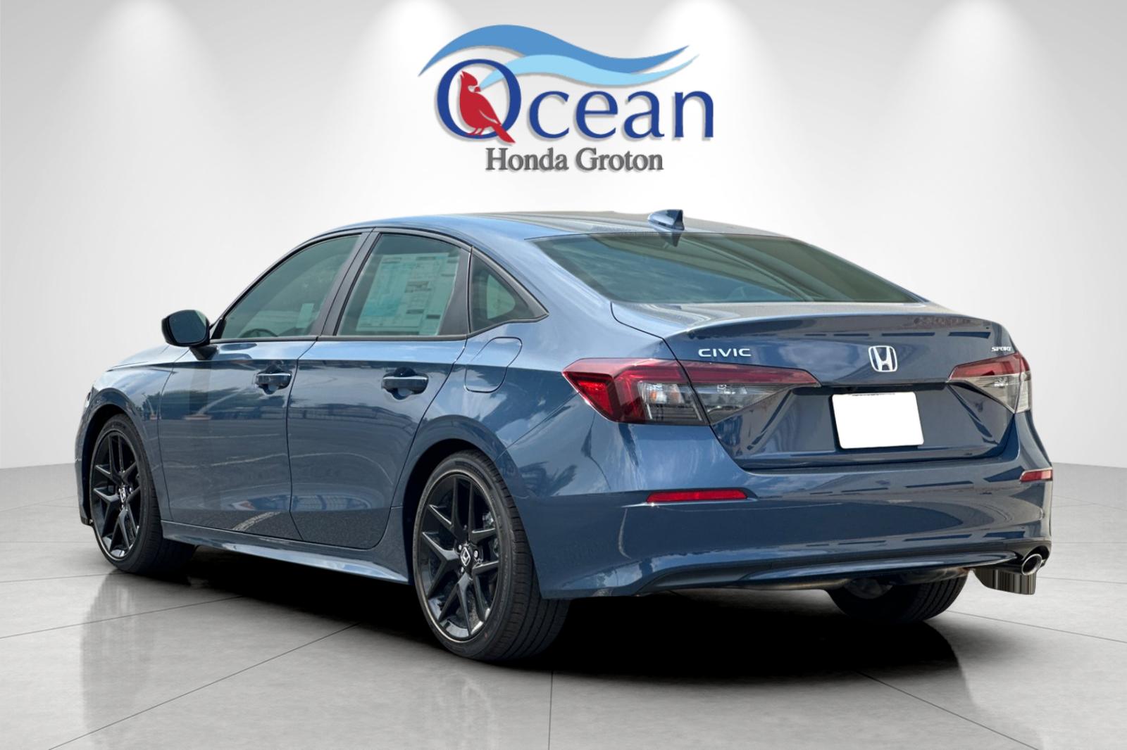 2025 Honda Civic Sport photo 3