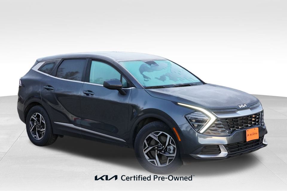 2024 Kia Sportage LX's photo