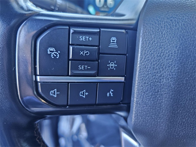 2022 Ford Expedition MAX Platinum photo 27