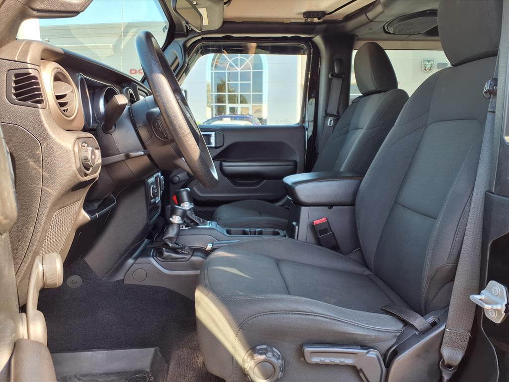 2021 Jeep Wrangler Willys Sport photo 3
