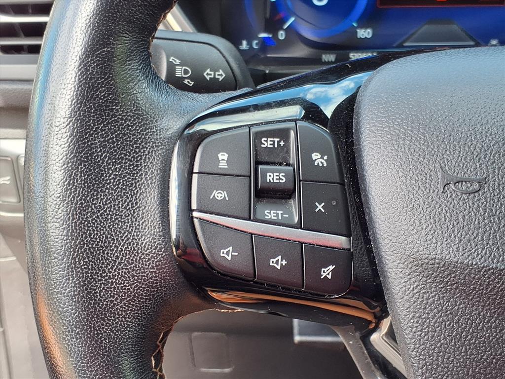 2022 Ford Escape Titanium photo 16