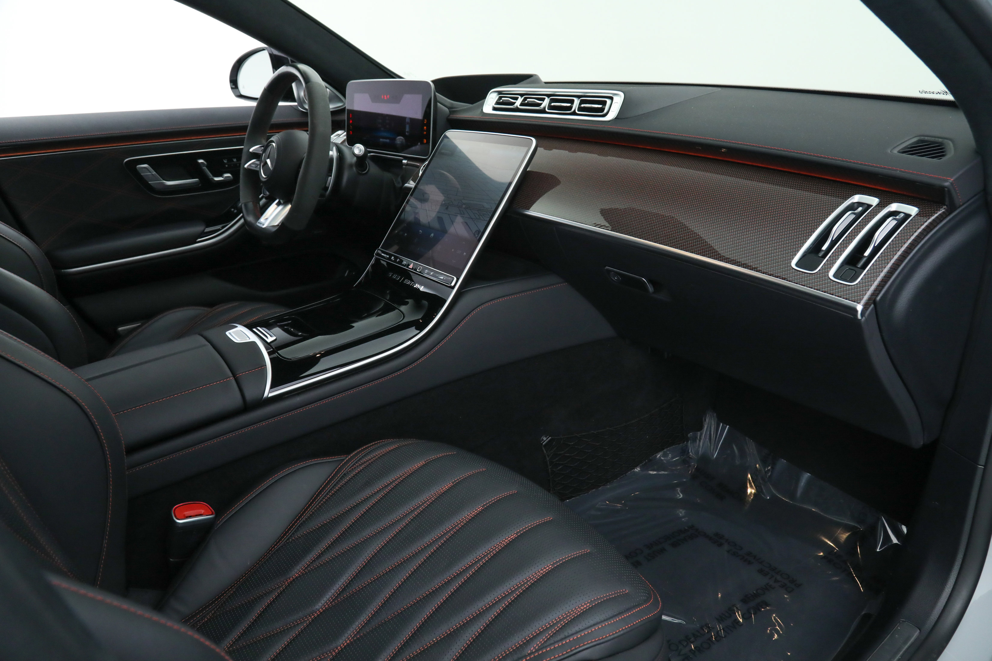 2024 Mercedes Benz S AMG 63 E PERFORMANCE photo 14