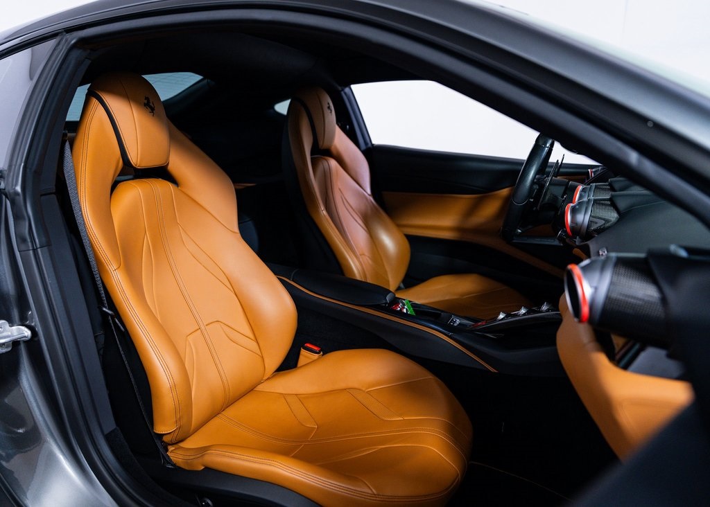 Certified Used 2018 Grigio Silverstone Metallic Ferrari Base image 19