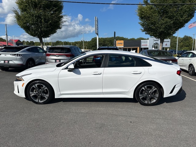 2022 Kia K5 LXS photo 4