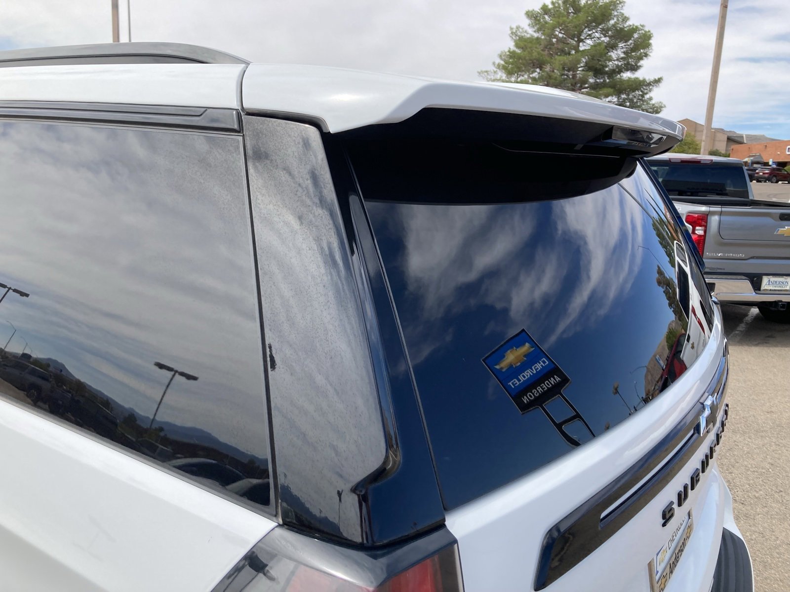 2024 Chevrolet Suburban Z71 photo 10