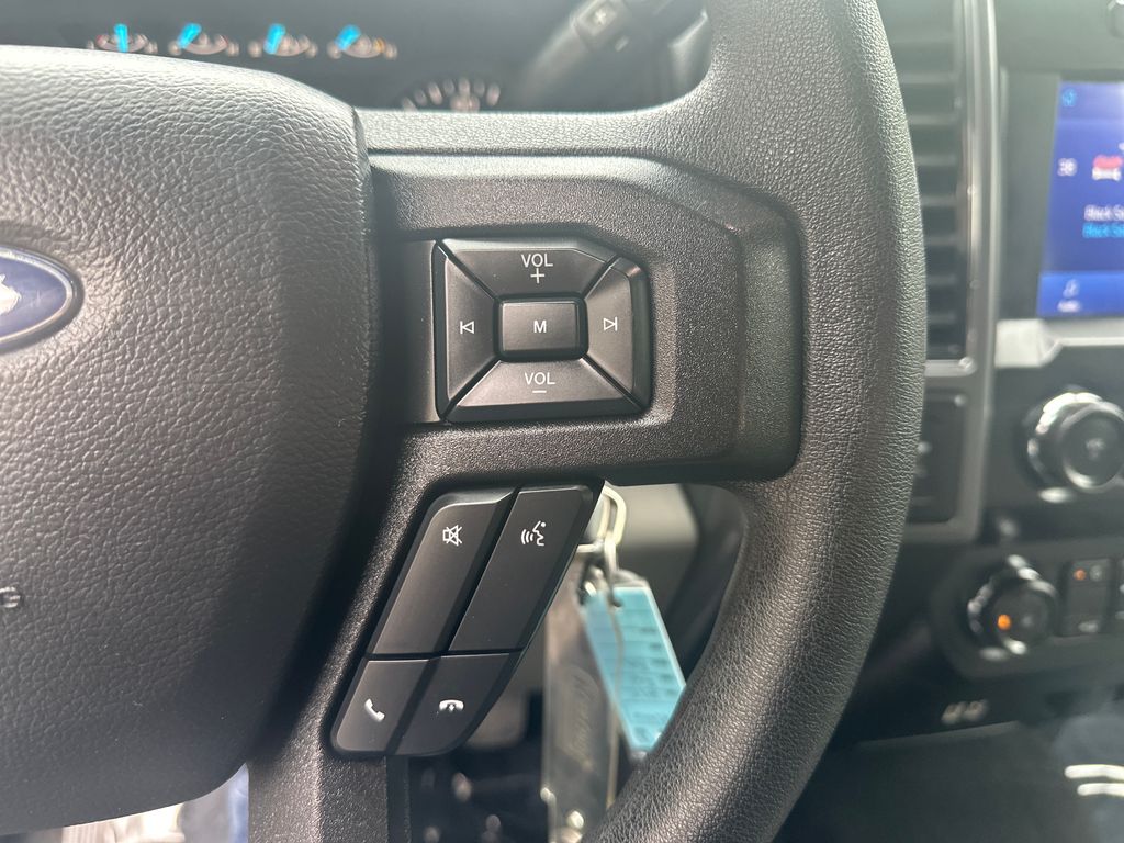 2020 Ford F-150 XLT photo 17