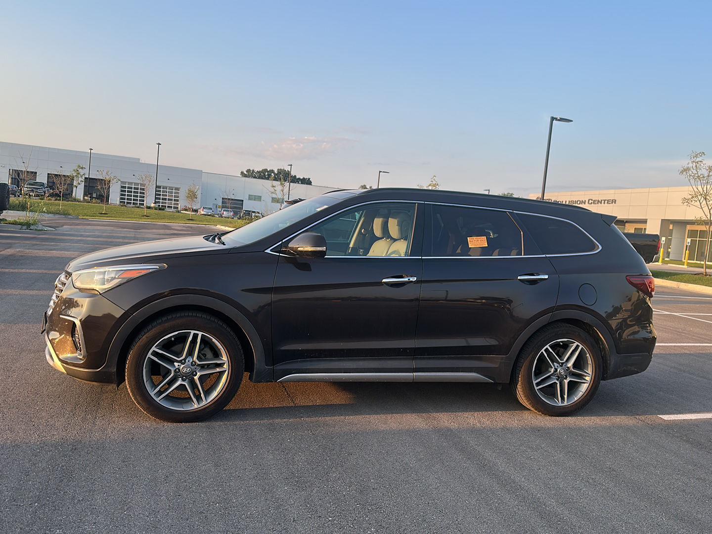 Used 2018 Hyundai Santa Fe Limited Ultimate with VIN KM8SRDHF8JU259372 for sale in Kansas City