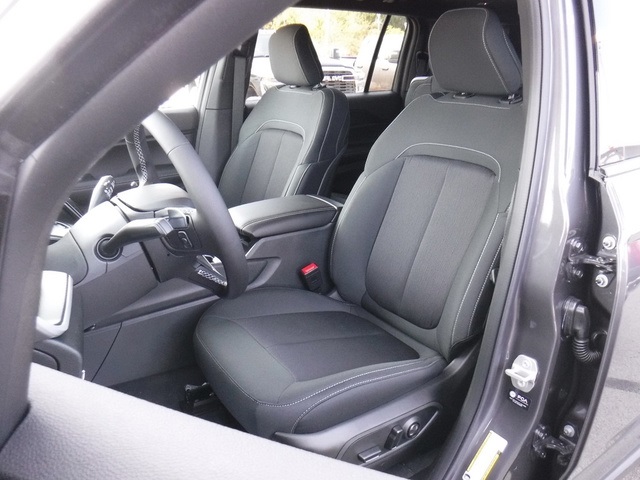 2025 Jeep Grand Cherokee Laredo X photo 13