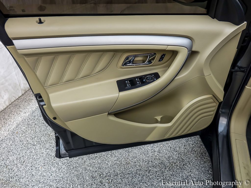 2018 FORD TAURUS - Image 18