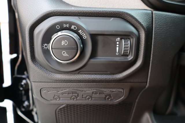2025 Jeep Gladiator Sport S photo 8