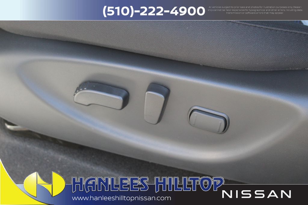 2024 Nissan Leaf SV Plus photo 12