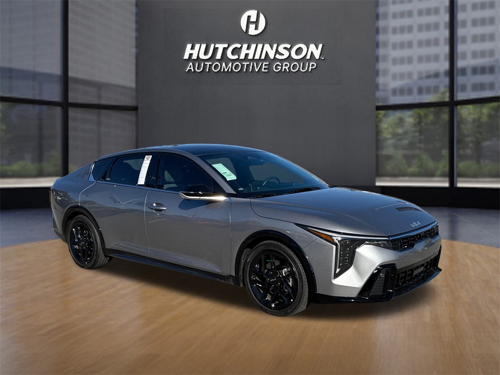 2025 Kia K4 GT-Line Turbo's photo