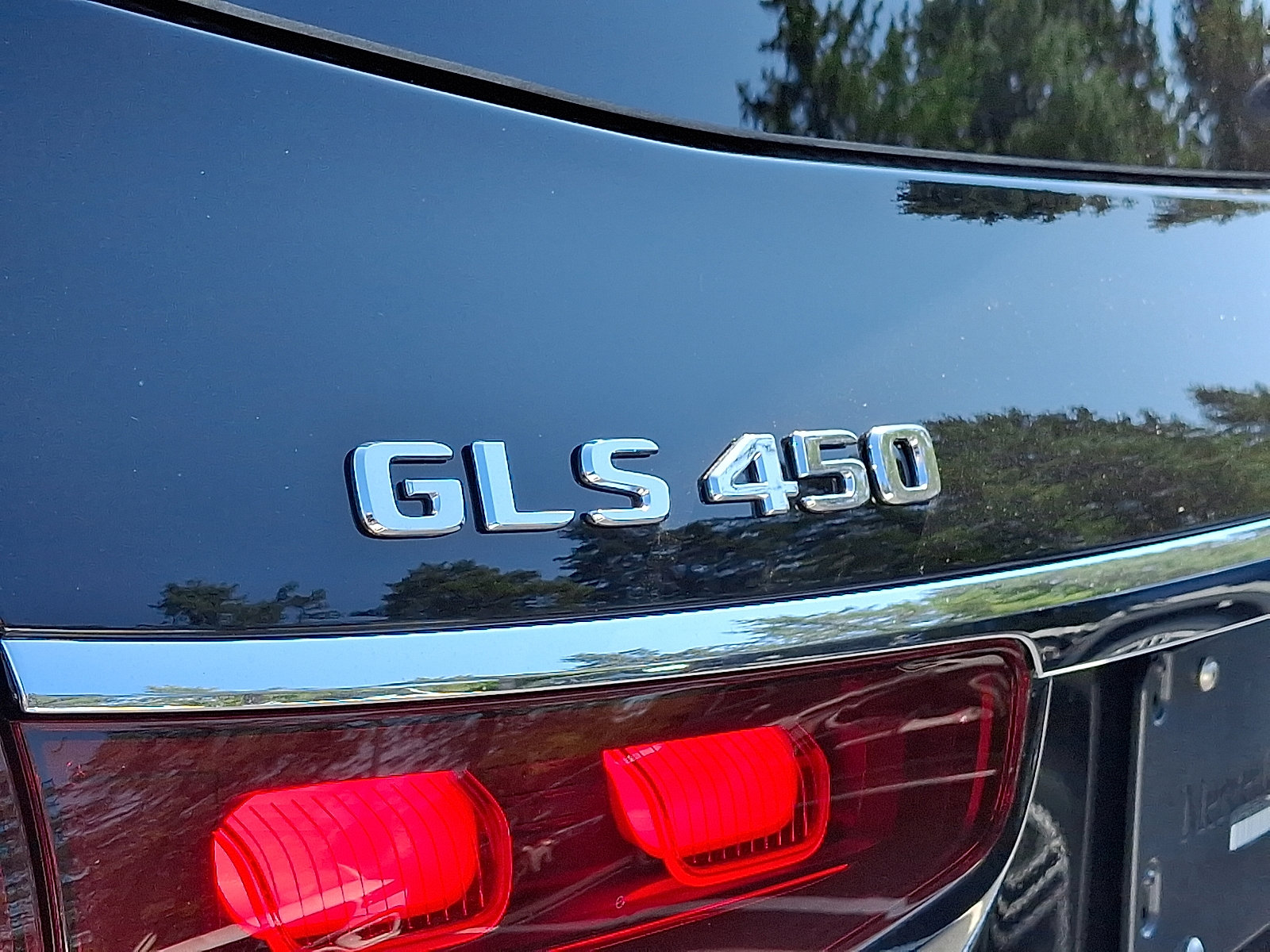 2026 Mercedes Benz GLS 450 4MATIC photo 21