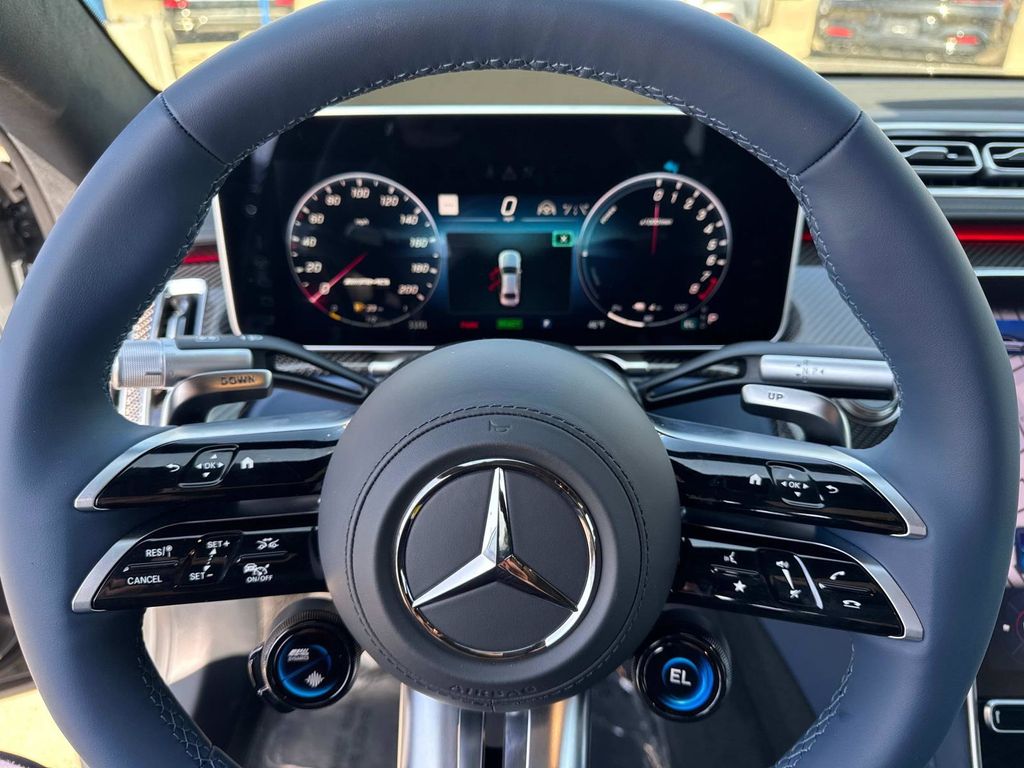 2025 Mercedes Benz S 63 e photo 22
