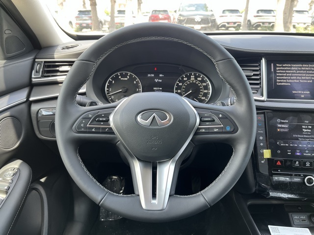 2025 Infiniti QX50 Luxe photo 13