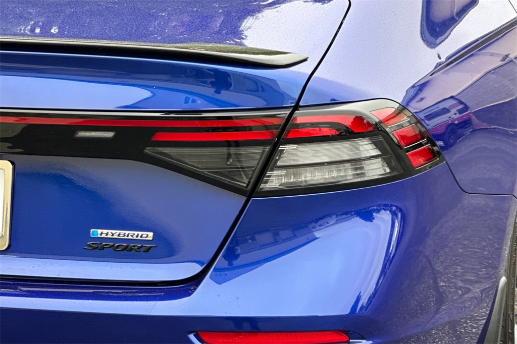 2025 Honda Accord Hybrid Sport-L photo 24
