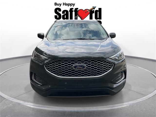 2024 Ford Edge SEL photo 2