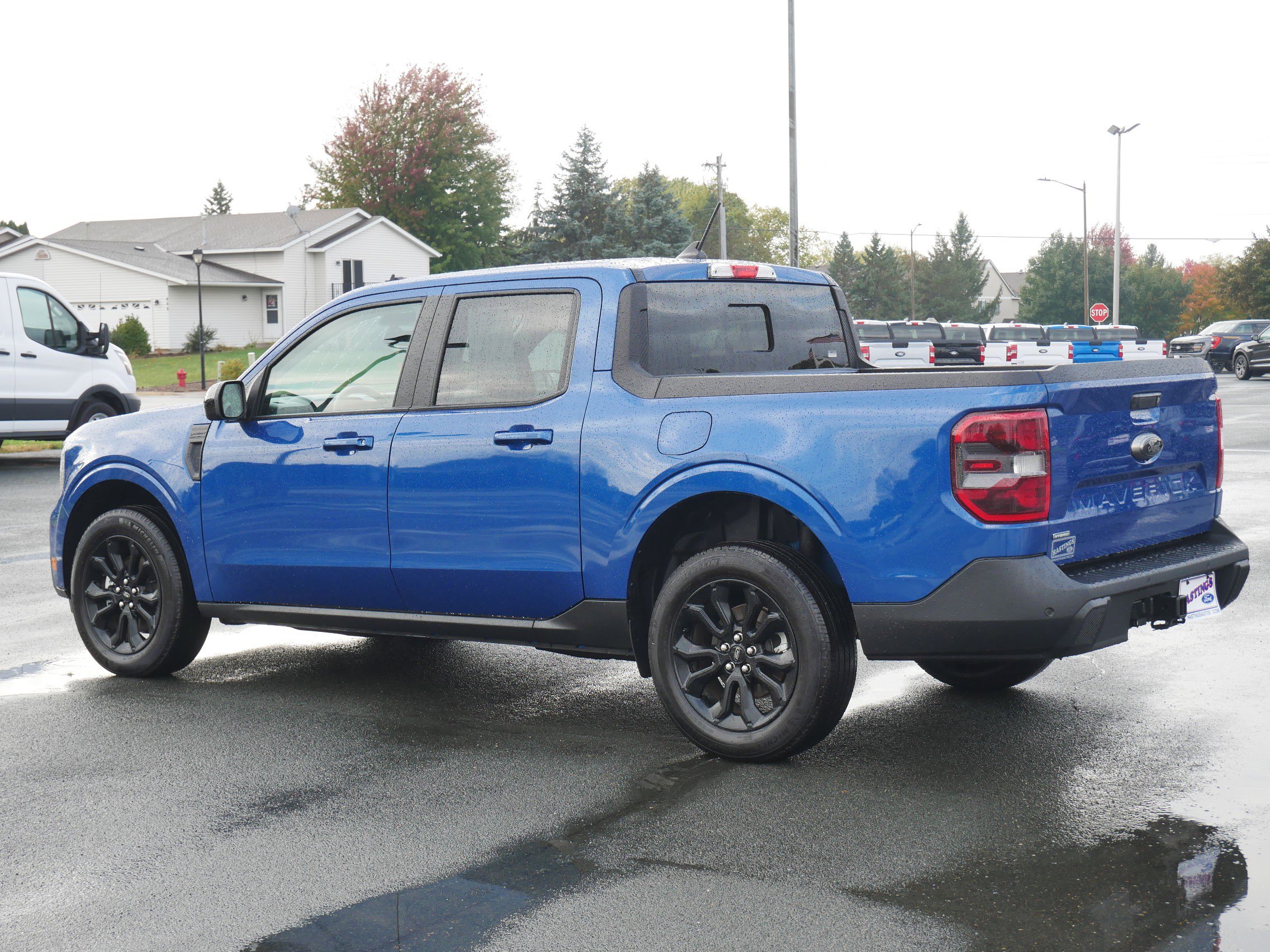 2024 Ford Maverick Lariat photo 2