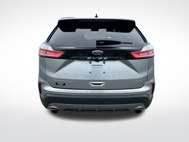 2024 Ford Edge Titanium photo 4
