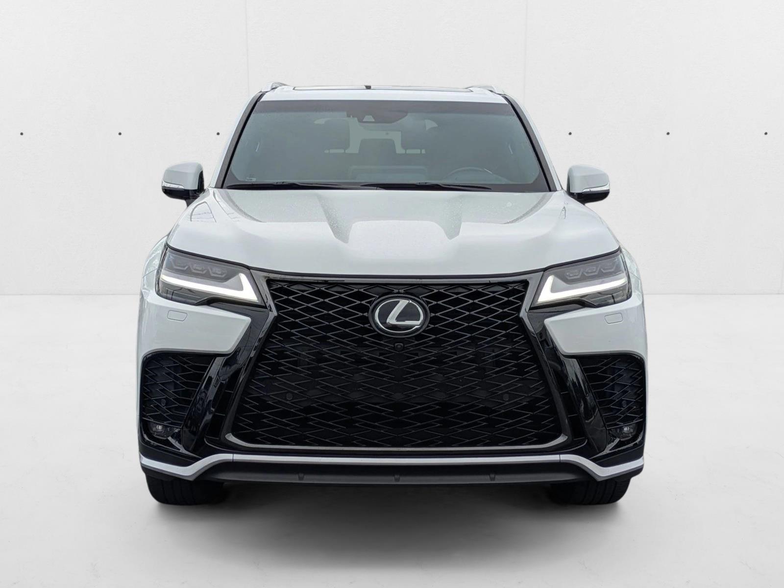 2023 Lexus LX 600 F SPORT photo 2