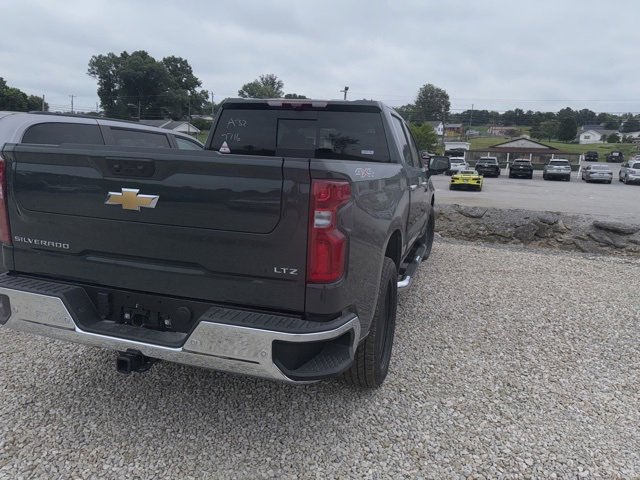 2026 Chevrolet Silverado 1500 LTZ photo 9