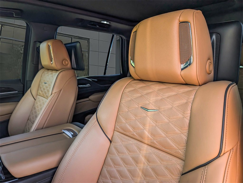 2024 Cadillac Escalade Sport photo 15