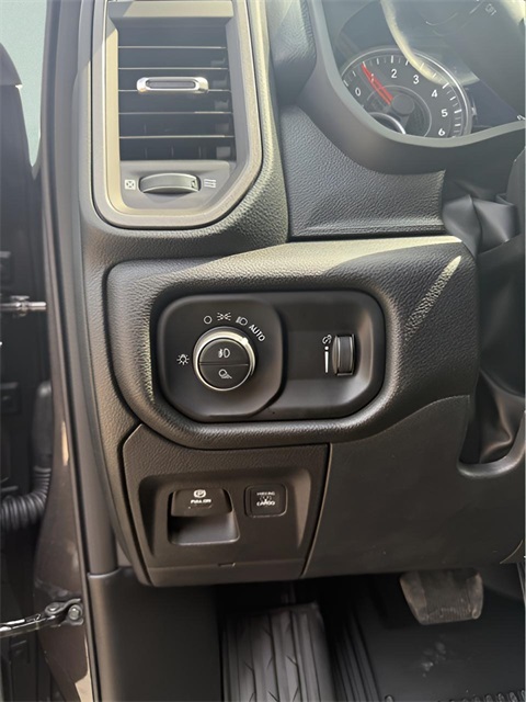 2026 Ram 1500 Warlock photo 7