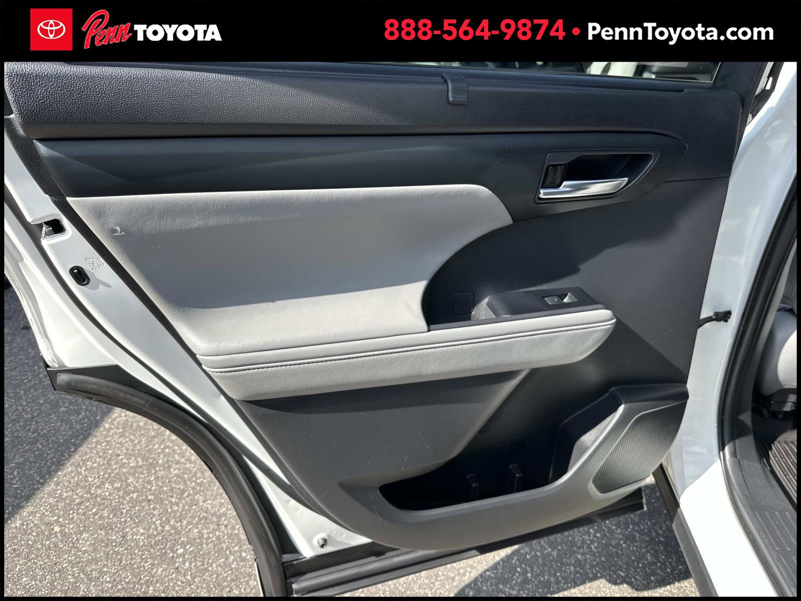 2020 Toyota Highlander XLE photo 11
