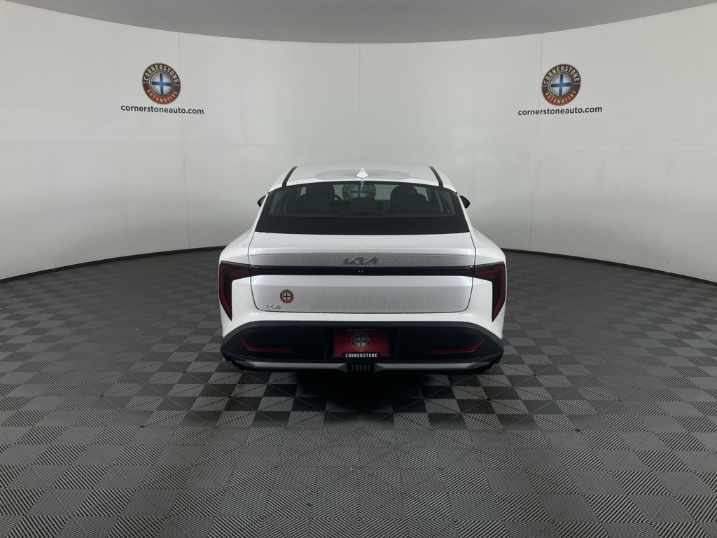 2025 Kia K4 LXS photo 8
