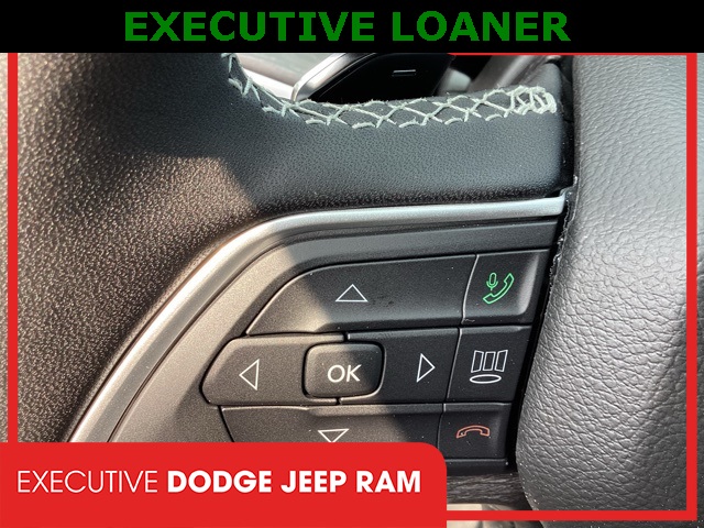 2025 Jeep Grand Cherokee Limited photo 8