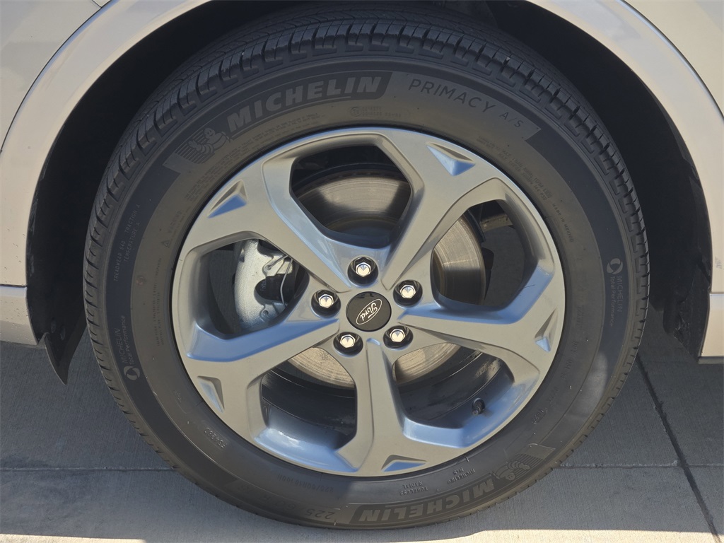 2024 Ford Escape ST-Line photo 7