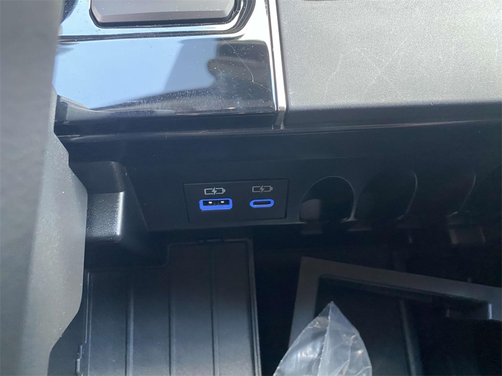 2024 Toyota Tundra SR5 photo 18