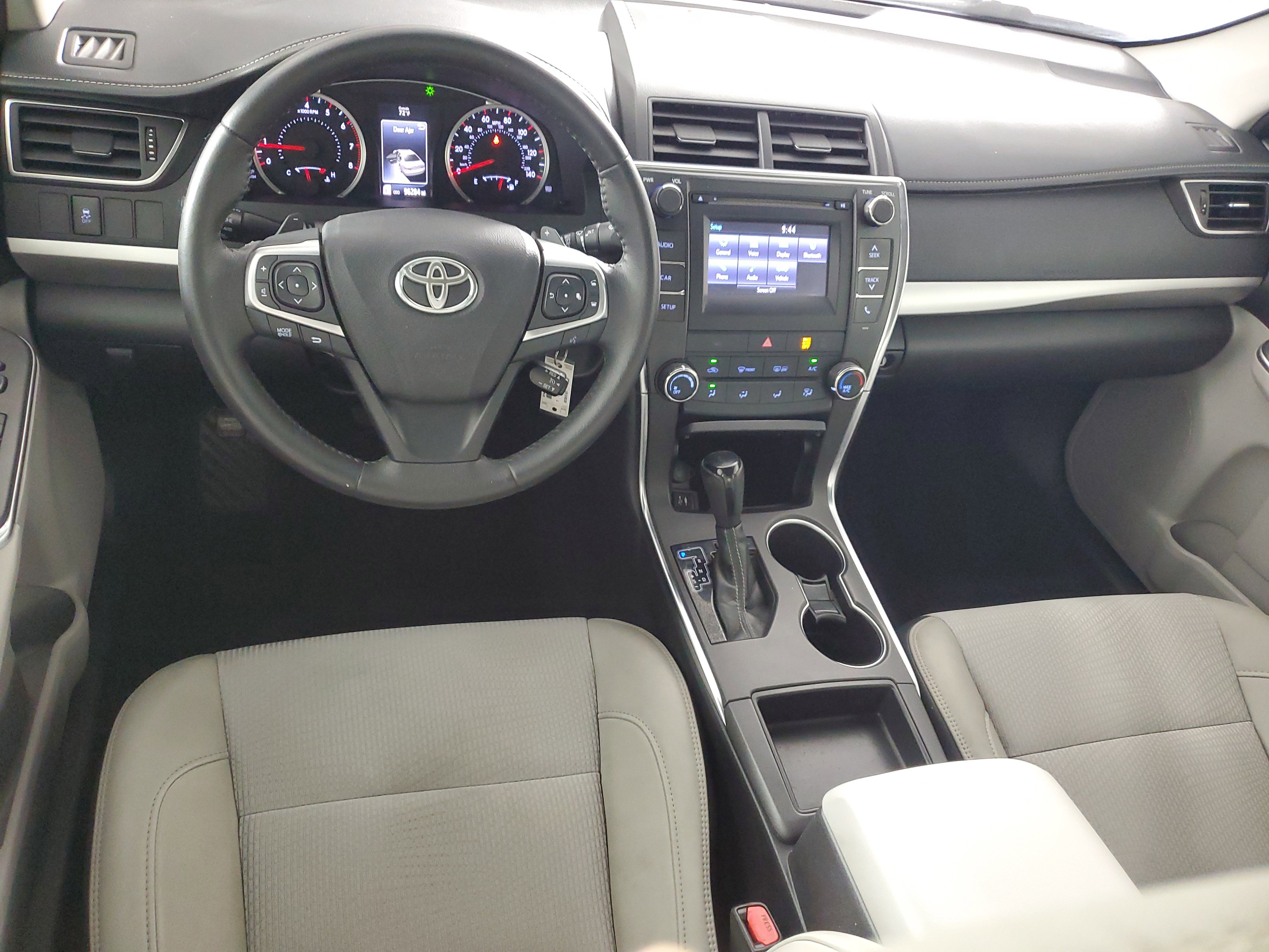 Used 2017 Parisian Night Pearl Toyota SE image 15