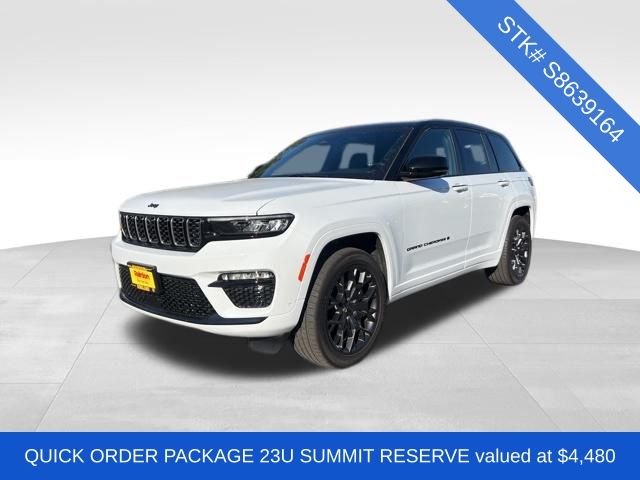 2025 Jeep Grand Cherokee Summit Reserve photo 3
