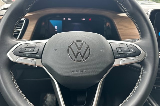 2024 Volkswagen Atlas SE Technology photo 23